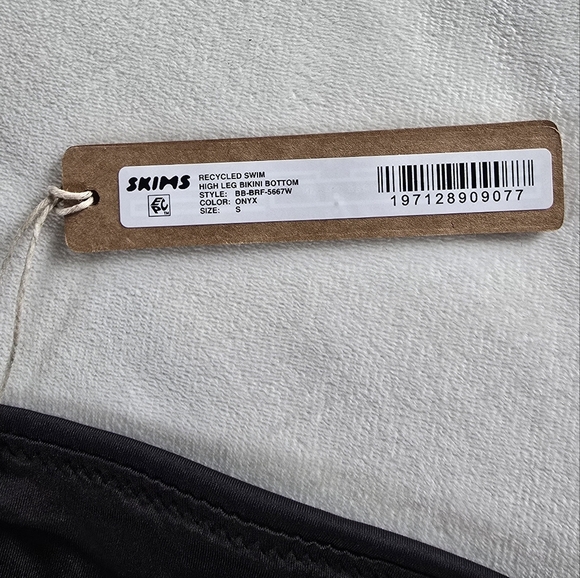 SKIMS▪️Signature Swim Mid Waist Bottoms in Onyx - Picture 7 of 7